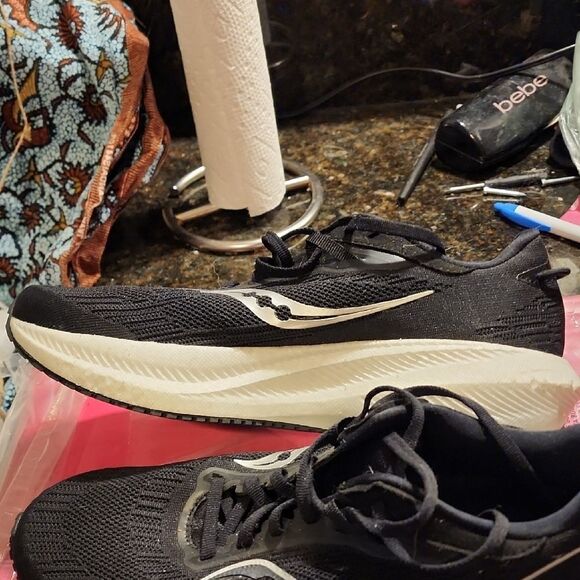 Saucony Black Power Run Plus Size 10 New Condition Running Shoes - Picture 2 of 8